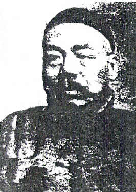 Text Box:
梁庆桂先生遗像